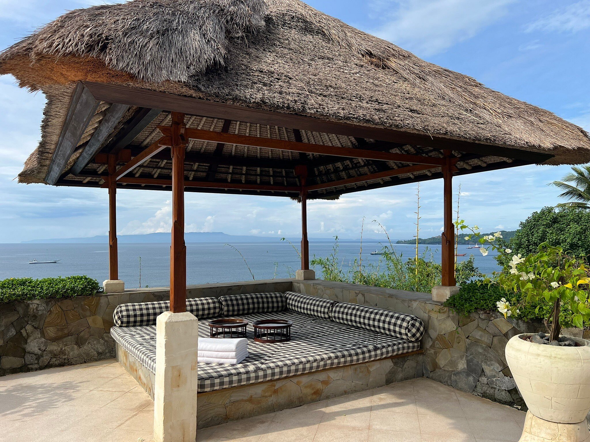 Garden pavilion at Amankila