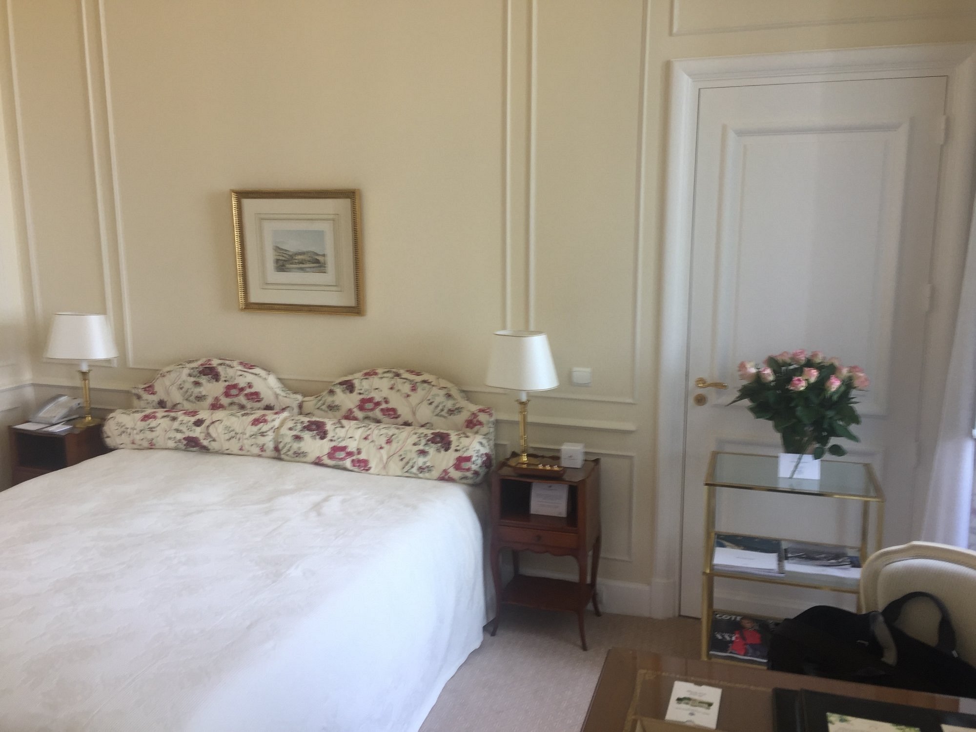 Guest bedroom at Hôtel du Cap-Eden-Roc, Oetker Collection