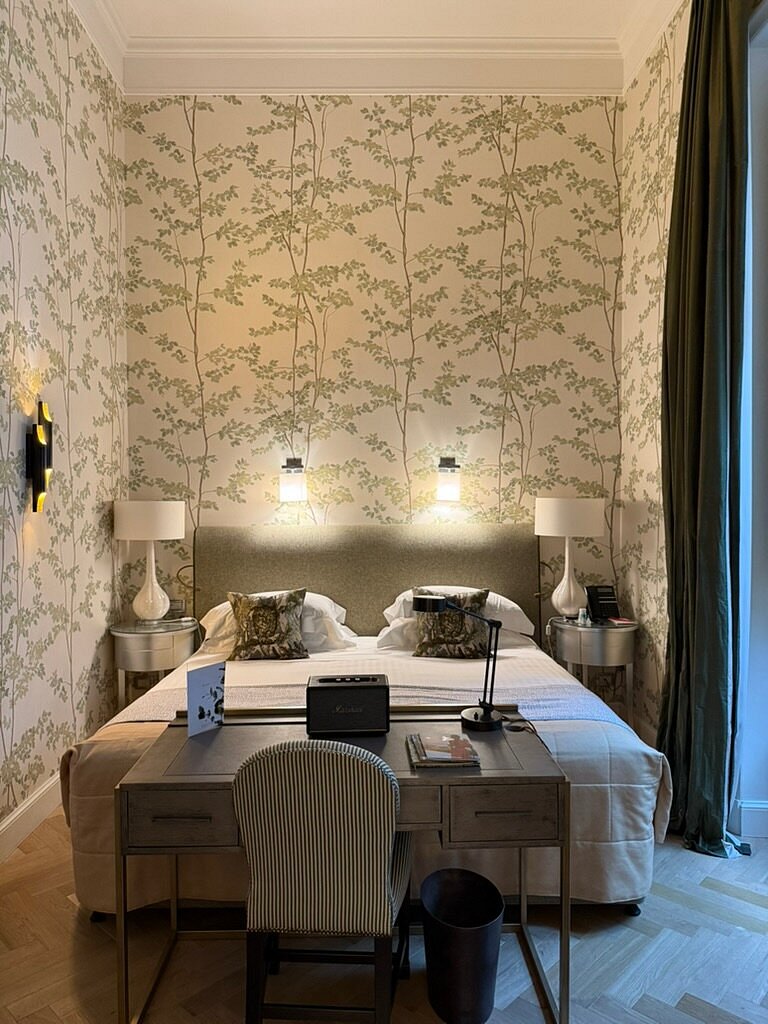 Guest bedroom at Hotel Savoy, a Rocco Forte Hotel