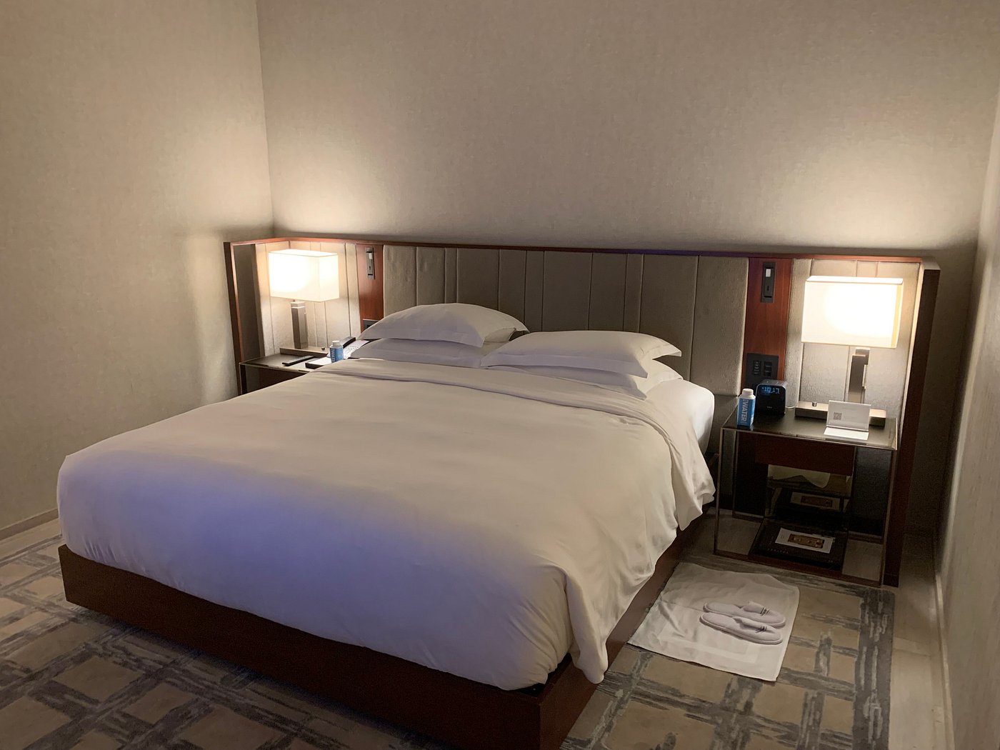 Guest bedroom with a king bed at Park Hyatt New York