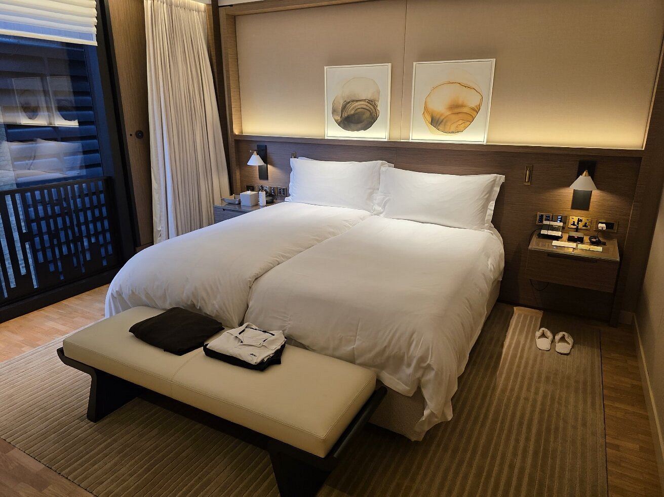 Guest bedroom at The Emory