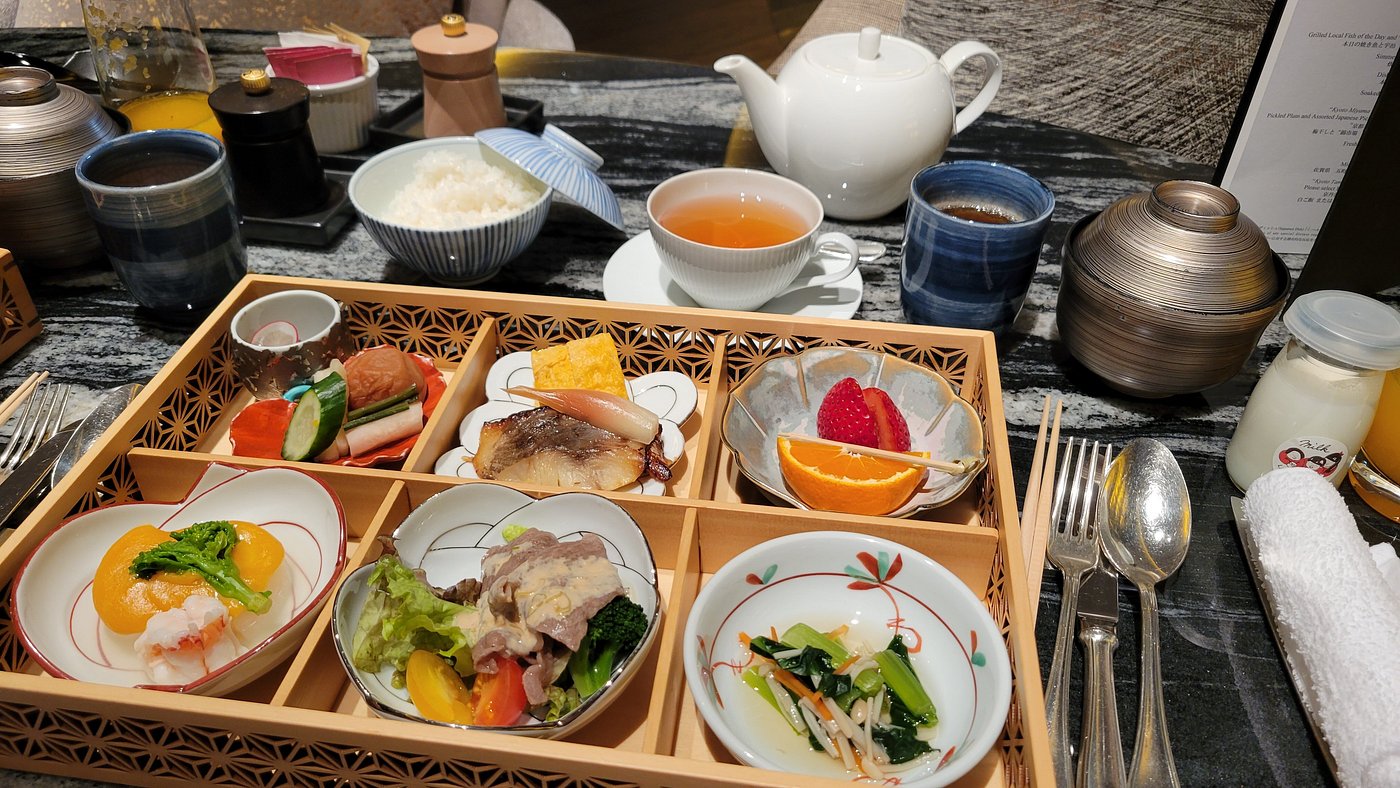 Dining at The Ritz-Carlton, Kyoto